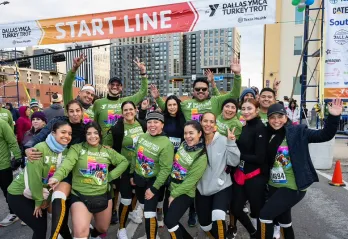 Group photo at start line for Turkey Trot